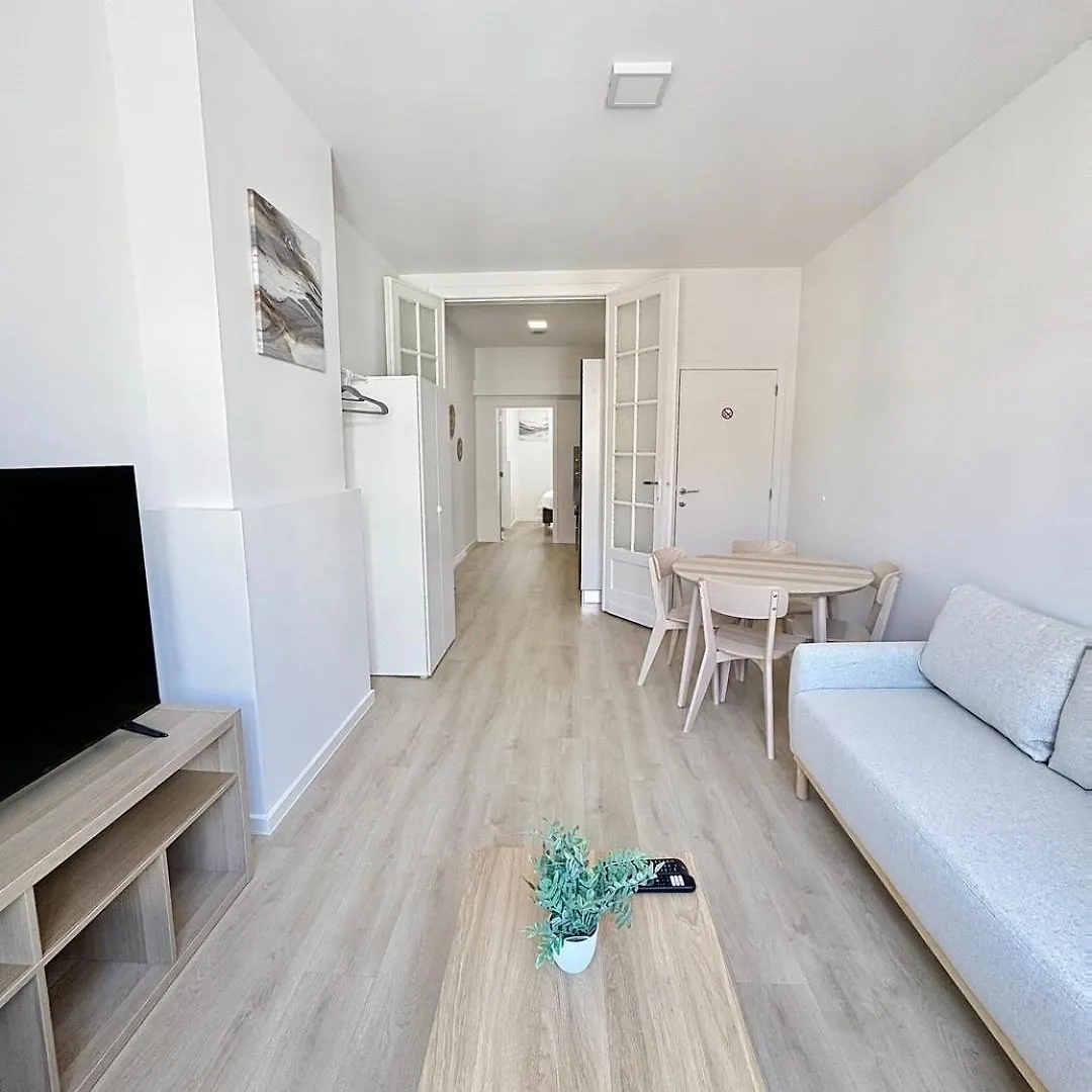 Elegant Appartement Une Chambre Bruxelas